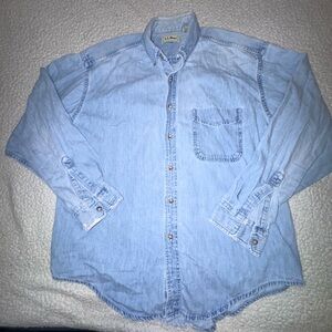 L.L. Bean Light Blue Denim Button-Up Shirt - Men's size large 100% cotton